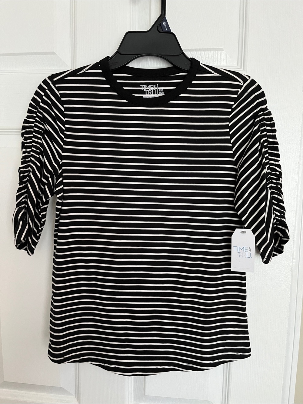 Time and Tru Black & White Striped Ruched-Sleeve Tee